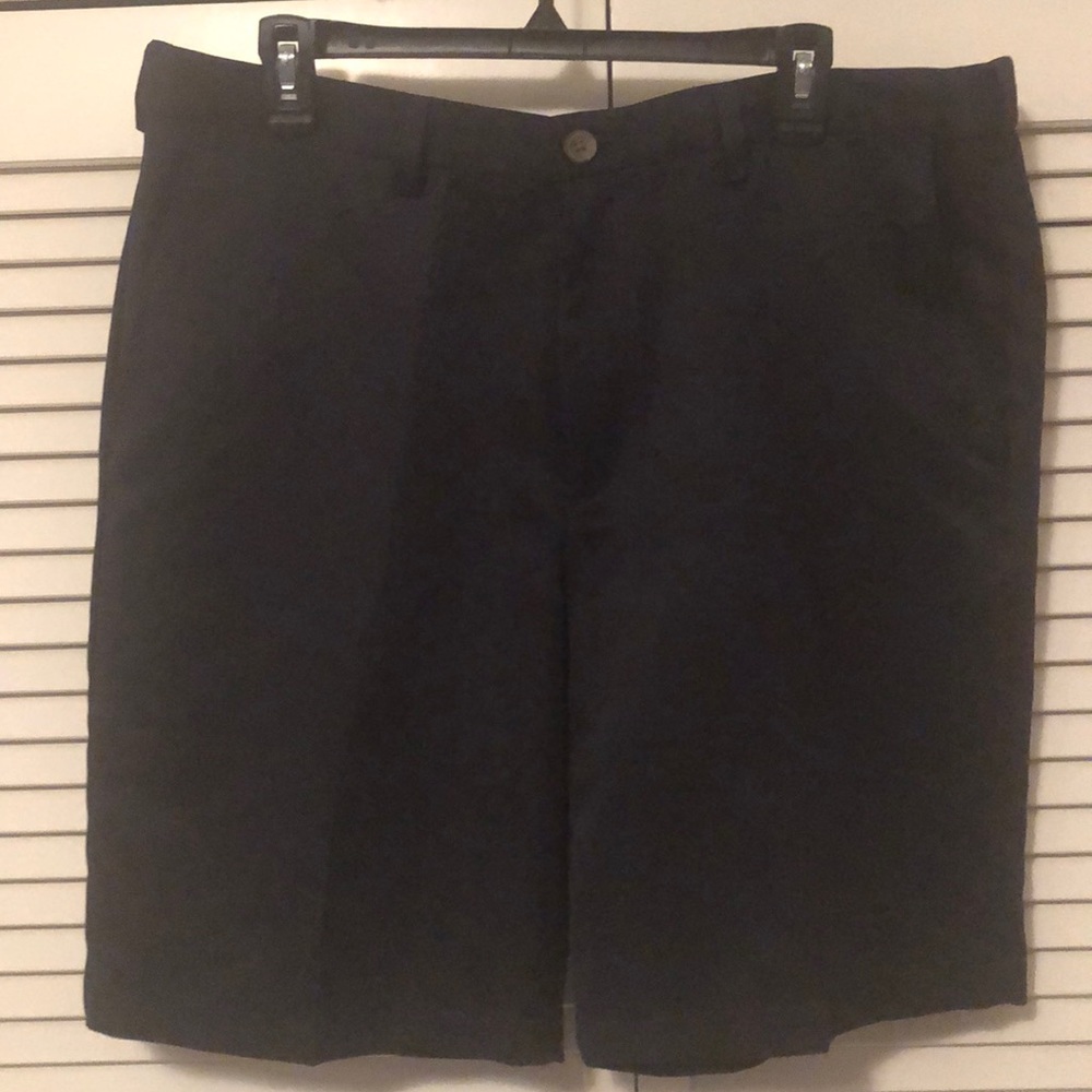 Haggar Navy shorts size 38